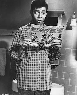 HOY :  28 de agosto es el Día Internacional de leer Cómics en público