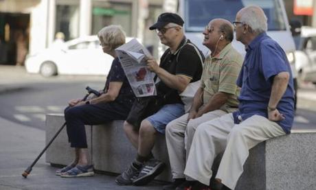 Cómo cobrar hasta 2.819 euros al mes de pensión: requisitos para acceder a la cuantía máxima