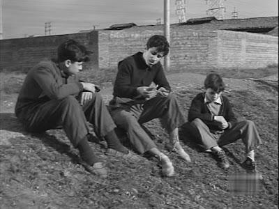 COBARDES, LOS (España, Francia; 1959) Negro, Social