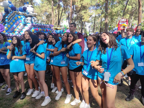 Samuel Naveiro recuerda su pasado en Cima durante el pregón de la apertura de la Ciudad Mágica 3 Samuel Naveiro recuerda su pasado en Cima durante el pregón de la apertura de la Ciudad Mágica 3