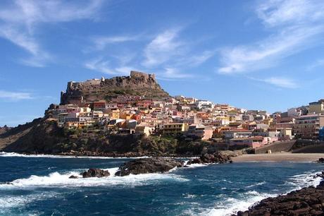 Una impactante imagen de Castelsardo, Italia. Foto: Markus Braun / Wikipedia 