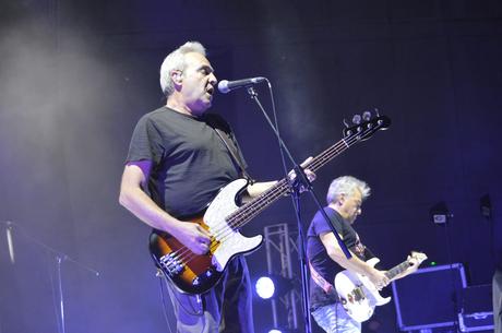Hombres G triunfan en Ponferrada con sus grandes éxitos que el auditorio de Ponferrada coreó al unísono 48 Hombres G triunfan en Ponferrada con sus grandes éxitos que el auditorio de Ponferrada coreó al unísono 48