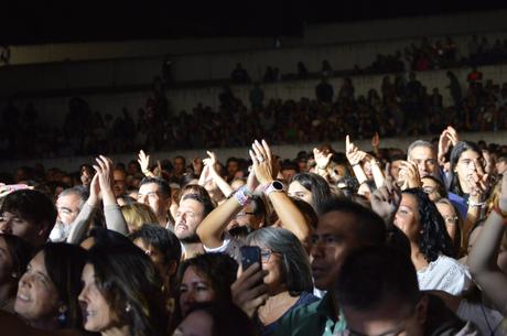 Hombres G triunfan en Ponferrada con sus grandes éxitos que el auditorio de Ponferrada coreó al unísono 42 Hombres G triunfan en Ponferrada con sus grandes éxitos que el auditorio de Ponferrada coreó al unísono 42