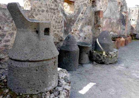 Cuádricas en las panaderías de Pompeya Cuádricas en las panaderías de Pompeya