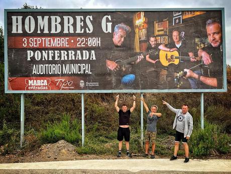 Lendakaris Muertos tiran de ironía en redes sociales tras su concierto en Ponferrada con un 'recadito' a Hombres G 1