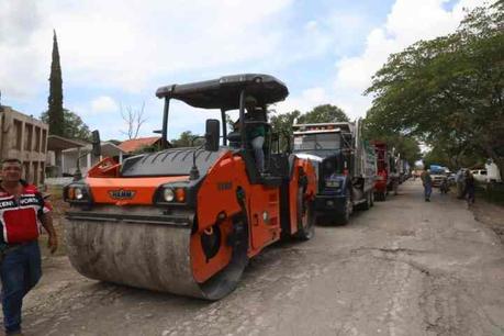 Anuncia Gallardo construcción de dos carreteras en la zona huasteca