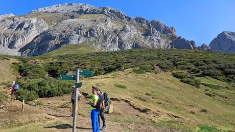 Poste señalizador en Caben Remoña