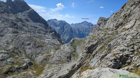 Peña Santa desde la Vega de Liordes