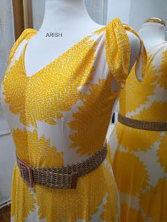 Vestido retro💛🤍💛 