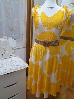 Vestido retro💛🤍💛 