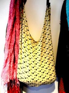 Convierte camisetas en bolsas