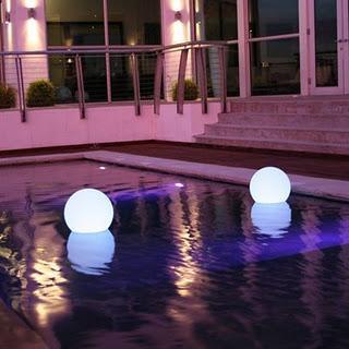 LUCES PARA PISCINAS