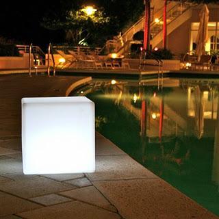 LUCES PARA PISCINAS