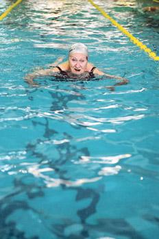 Amor Líquido: Vida y Obra de Enriqueta Duarte, la Primera Mujer en cruzar el Canal de la Mancha a nado.