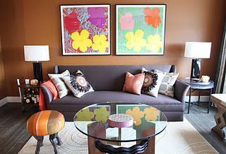 Decoración en tonos chocolates y naranjas