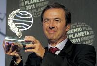 Premio Planeta 2011 para Javier Moro y finalista Inmaculada Chacón