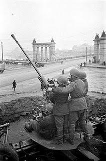 Cunde el pánico en Moscú - 19/10/1941.