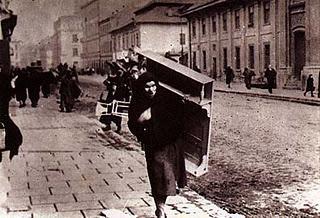 Cunde el pánico en Moscú - 19/10/1941.