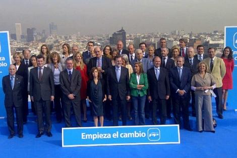 Madrid: Foto de campaña bajo la 'boina' de contaminación