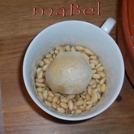 Naranjines empiñonados Panellets Naranjines empiñonados Panellets