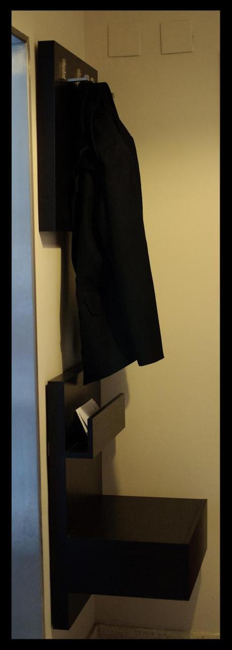 Concurso DIY x4duros'11: La mesilla malm en el Recibidor de Pilar