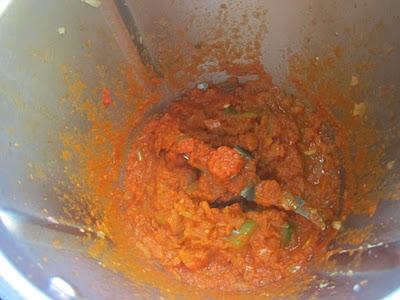 ARROZ CON SALCHICHAS AL VINO TINTO