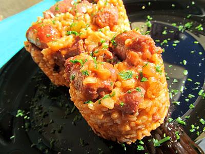 ARROZ CON SALCHICHAS AL VINO TINTO