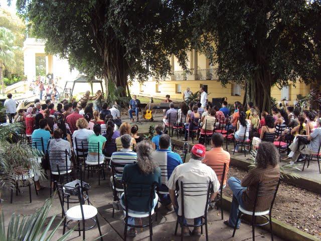 Vértigo continuo: escritores y artistas por los Cinco [+ fotos]