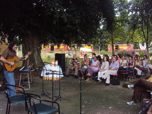 Vértigo continuo: escritores y artistas por los Cinco [+ fotos]