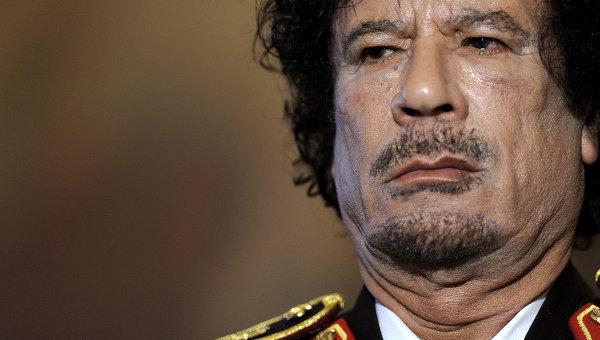 Gadafi murió por heridas de bala en la cabeza y el estómago según el médico