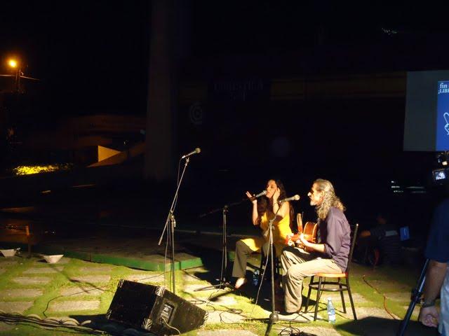 Sucesión de efectivas imágenes artísticas: “Vértigo Continuo por la Liberación de los 5” [+ fotos]