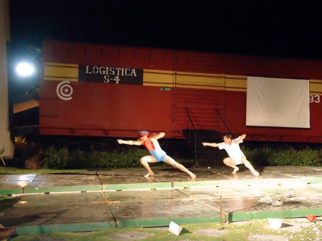 Sucesión de efectivas imágenes artísticas: “Vértigo Continuo por la Liberación de los 5” [+ fotos]