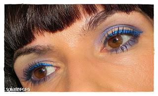 Pon una banana en tu vida. Hoy, azul eléctrico