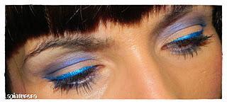 Pon una banana en tu vida. Hoy, azul eléctrico