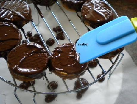 Alfajores de dulce de leche rápidos