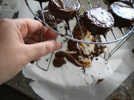 Alfajores de dulce de leche rápidos