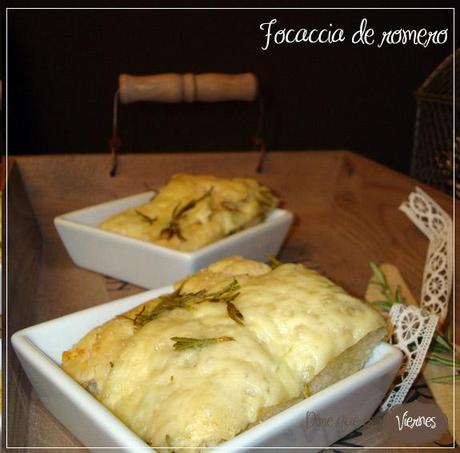 Focaccia de Romero y queso provolone