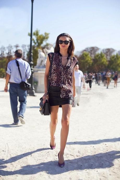 STREET LOOKS AT PARIS FASHION WEEK SS 2012 PART II