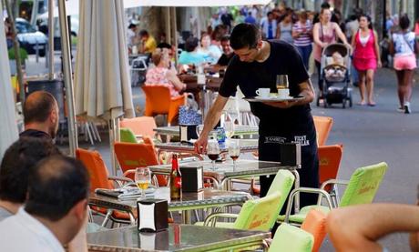 Llevo algunos días trabajando y no me han dado de alta ¿Es legal? ¿Qué puedo hacer?