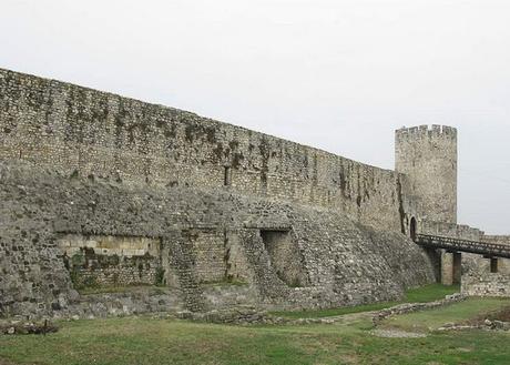 SINGIDUNUM, LA CIUDAD ENTRE LOS DOS RÍOS. LA FASE ROMANA DE LA ACTUAL BELGRADO.