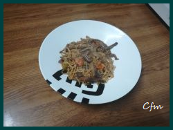 Fideos chinos con setas