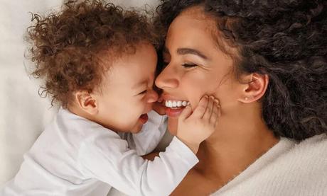 Estoy cobrando la prestación o subsidio del SEPE y estoy en situación de maternidad o paternidad ¿lo pierdo?