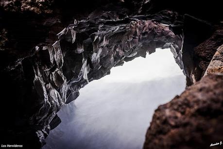 LOS HERVIDEROS. LANZAROTE