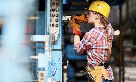 Soy persona trabajadora fija discontinua: ¿Puedo cobrar prestaciones del SEPE?