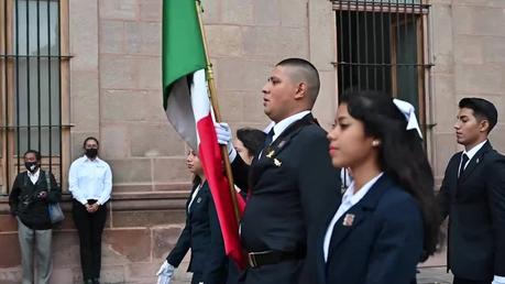 Ricardo Gallardo encabeza el desfile de este 16 de septeimbre