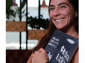 Entrevista Juliana Echeverri, autora «Los grises sobre lienzo»: «Abrir mente acto rebeldía».￼