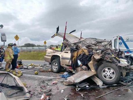 Cinco personas fallecen en accidente en la 57 a la altura de San Luis de la Paz