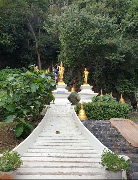templo-de-la-cueva-del-tigre-krabi