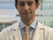 Eliminar bolsas ojos rejuvenece tanto mujeres como hombres