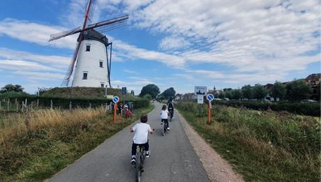 Viajar a Bélgica en familia: ver Brujas en un día con niños